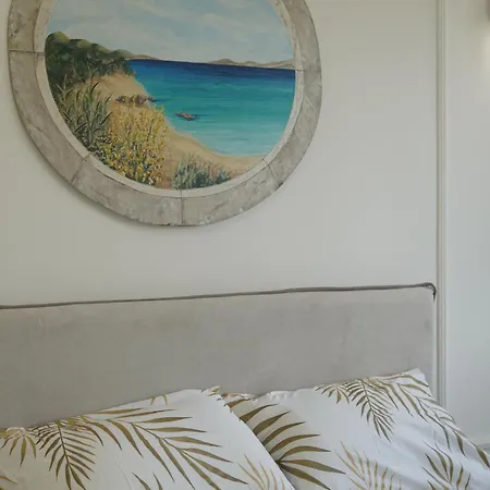 Frontemare Apartment *